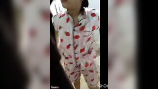 siêu phẩm quay lén mấy em bé loli non tơ đi tắm cực cuốn - phần 16