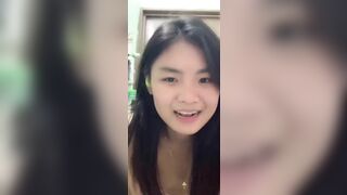 Huệ Ân 2k9 Lén call sex với người yêu khi bố mẹ đang ở nhà