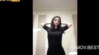 tổng hợp gái mới lớn nhảy nude ( giaoluu clip nhảy nude)