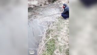 Sáng sớm, E Gái Xinh Loli lồn rậm Gạ Gã Câu cá Bóp Vú, Lút cán Djt lồn rậm loli trên