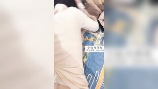 bị cậu út làm ngay trước mặt bạn trai, cặc vào lỗ đít, mà còn lên đỉnh nữa,