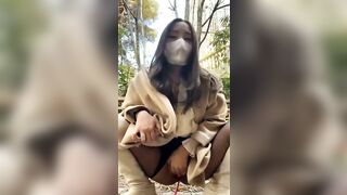 Lén lút thủ dâm public nơi công cộng