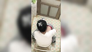 em hàng xóm ngày nào cũng cho rửa mắt hớ hênh quá