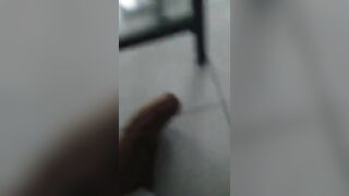 Phát hiện chú bảo vệ địt em sinh viên đại học trong lớp