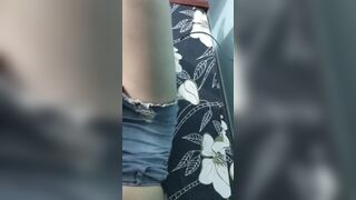 đi chơi mà em không mặc quần lót thì vào nhà nghỉ chịch thôi