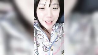 Em 2k9 mà vú to khủng khiếp khoe hàng cho trai