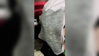 Hít mùi sì líp chị họ làm cô giáo đi làm về vừa tắm thay ra.