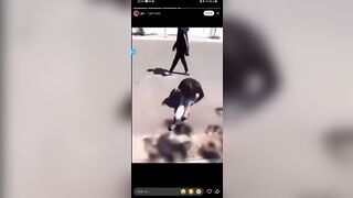 Học sinh đi đánh nhau mà quên mặc quần lót