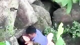 Đi bắt rắn con gặp cảnh này nứng hết cả cặc dâm đãng