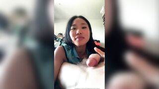 sexy girlfriend gives surprise morning blowjob