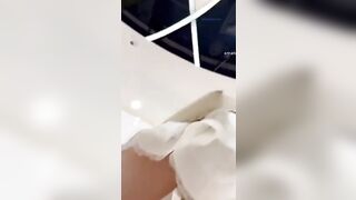 quay lén gái xinh mặc váy ngắn quần lót ren lọt khe đủ cả - phần 6
