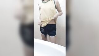 trước khi đi chơi với trai em còn quay vú lồn cho người yêu xem