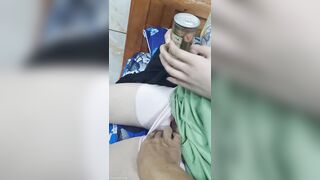 1 lon nước yến thôi mà đã dụ đc nhỏ em họ cho sờ vú móc lồn non