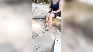 Public, Em Gái Xinh Vào công viên Cởi quần áo, Bóp vú Lồn rậm Loli kính cận