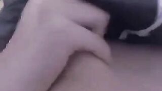 Em học sinh mới lớn đã tập tành xoa dú khoe ny 2