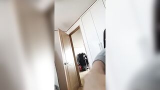 hứa cho nó tiền đứa em họ mới chịu cho xem vú
