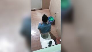 cammara ẩn Quay Lén WC các em xinh tươi nhìn nứng cặc - phần 29