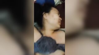 Địt chị gái hàng xóm khi chồng đi vắng sướng vl ra