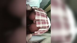 Mỗi tiếng kêu kẽo kẹt đều khiến tim tôi đập nhanh hơn 🌚😭