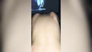 Chị Đồng Nghiệp Chủ Động Kéo Em Trai Mới Vào Kho: “Chị Thèm Cặc Em Quá”