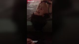E Gái Xinh Đi TTTM về, Khiêu dâm Loli Khoe Vú Hồng hào Sex khiêu dâm