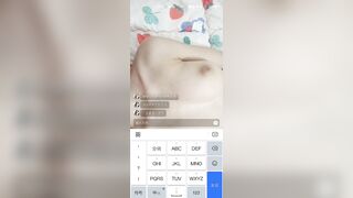 Em gái lên live show hàng mới chịu