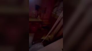 bạn thân ngại ngùng cho địt rồi còn giả vờ nữa