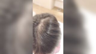 Bố dượng cặc bự dẫn con gái vào ks bắt bú cu rồi còn đụ mạnh bạo làm e đau cả lồn