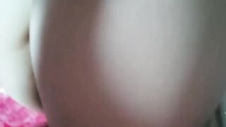BÉ HS VỪA NGỦ DẬY THÌ MẮC NỨNG