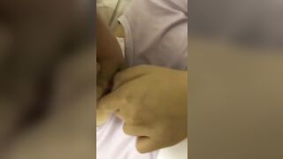 Mới dụ được em học sinh cấp 3 vào nhà vệ sinh(1)