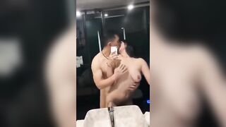 Sugar baby của ông chú 50