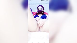 Live thủ dâm ướt hết bím