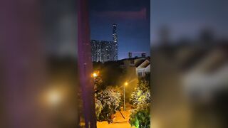 Vợ bú cu cho tài xế rồi còn cho đụ ngoài ban công