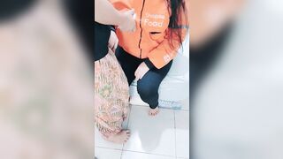 Gạ địt chị gái giao hàng nhanh địt nhau vú to lồn dâm nhiêu nước địt bắn tinh đầy lồn