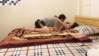 Clip Sex Vợ yêu dâm kêu chồng quay clip lúc chịch