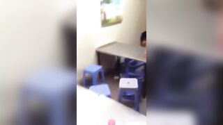 Đánh ghen trong quán bún bò....