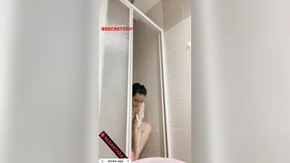 Vú to thủ dâm 269