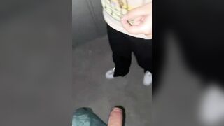 Rủ nhau chịch public ở cầu thang chung cư