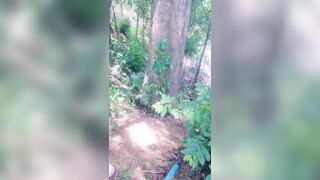 Gạ chị hàng xóm cho xem vú lồn ở ngoài đồng tý thì địt được