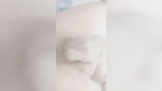Em Thùy Dương nứng quá móc bướm ra nước