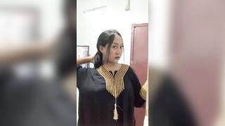Vú to thủ dâm 300