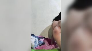 Vú to thủ dâm 304