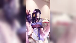 GÁI XINH XĂM TRỔ THỦ DÂM 9