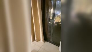 Ngủ Dậy Thấy Tụi Bạn Nó địt Nhau Ngoài Ban Công , Nhìn Nứng Vãi Cặc