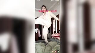 Gái xinh Trung Quốc, Trả Kèo Thua PK, Lộ cả Núm Vú, Vú To tròn