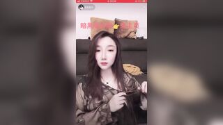 Gái xinh Loli mình dây, Thua PK Mặc Áo Sexy xuyên thấu Lộ Vú