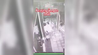Lén lút đụ nhau của 2 cặp đôi, nhà nghỉ có bao tiền đâu.