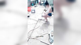 Con đĩ Ăn Mặc Lộ Vú Lồn, Nói chuyện Cho Ông già Xem Vú Lồn Nứng vc