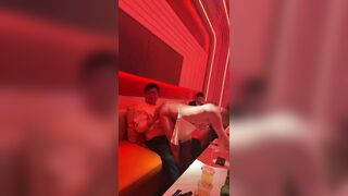 Sếp già chơi lớn, Bao nhân viên Đi KTV Bóp vú Loli mình dây Khiêu dâm