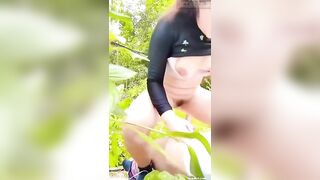 LÉN LÚT, ĐÔI NAM NỮ RẮT NHAU VÀO RỪNG